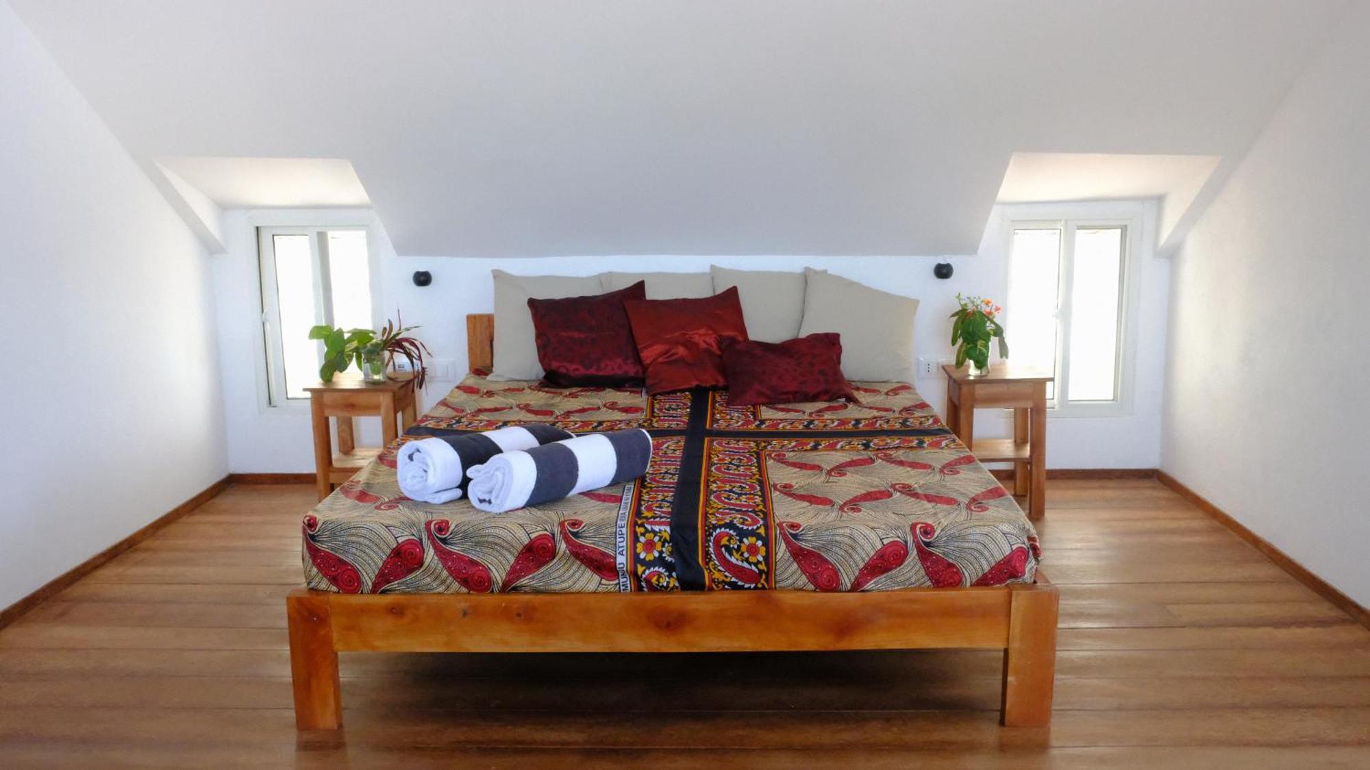 Kobe House Bed & Breakfast จัมเบียนี ภายนอก รูปภาพ