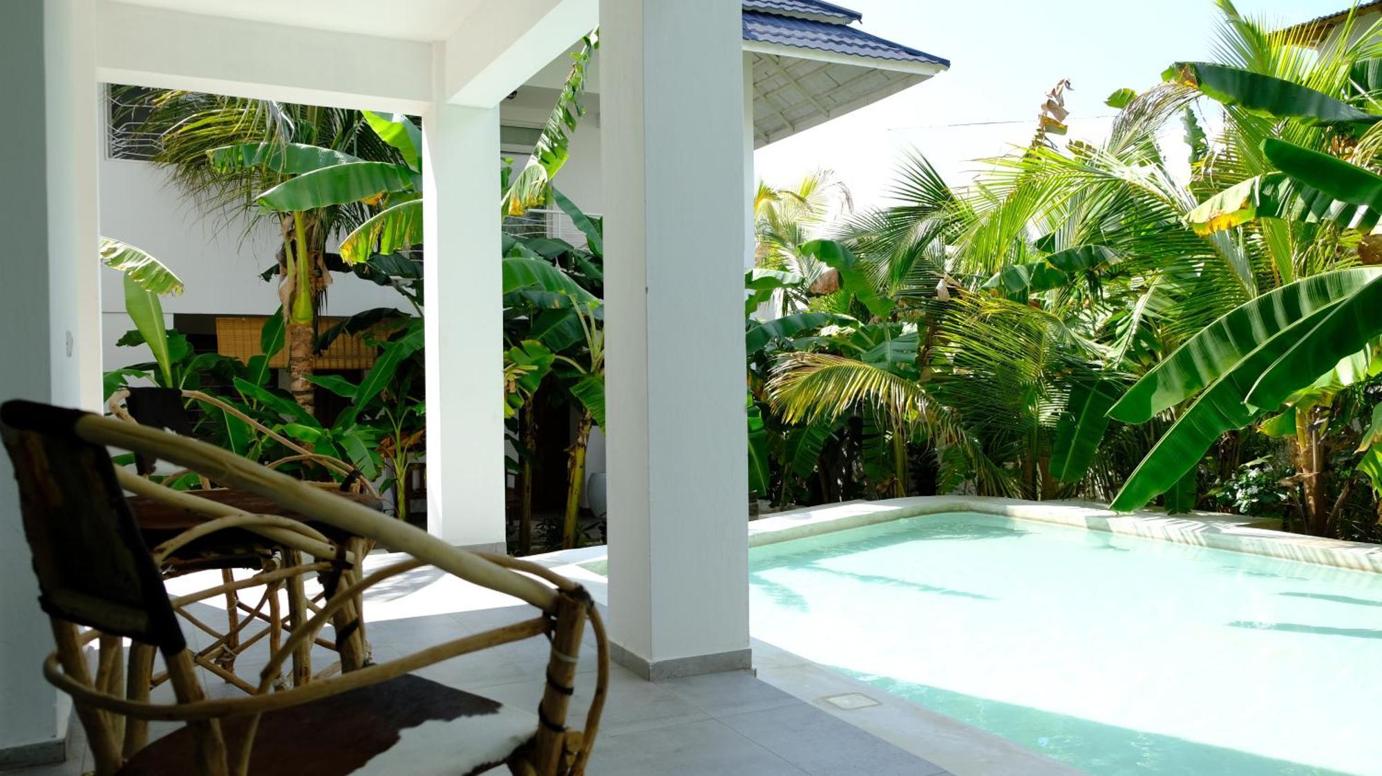 Kobe House Bed & Breakfast จัมเบียนี ภายนอก รูปภาพ
