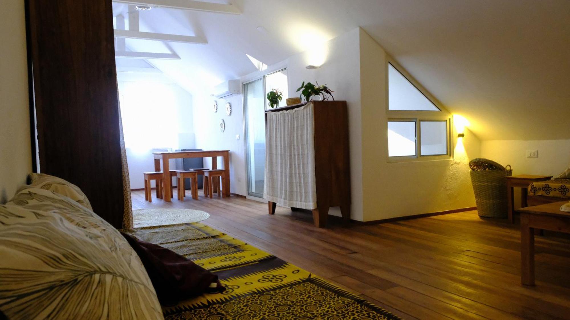 Kobe House Bed & Breakfast จัมเบียนี ห้อง รูปภาพ
