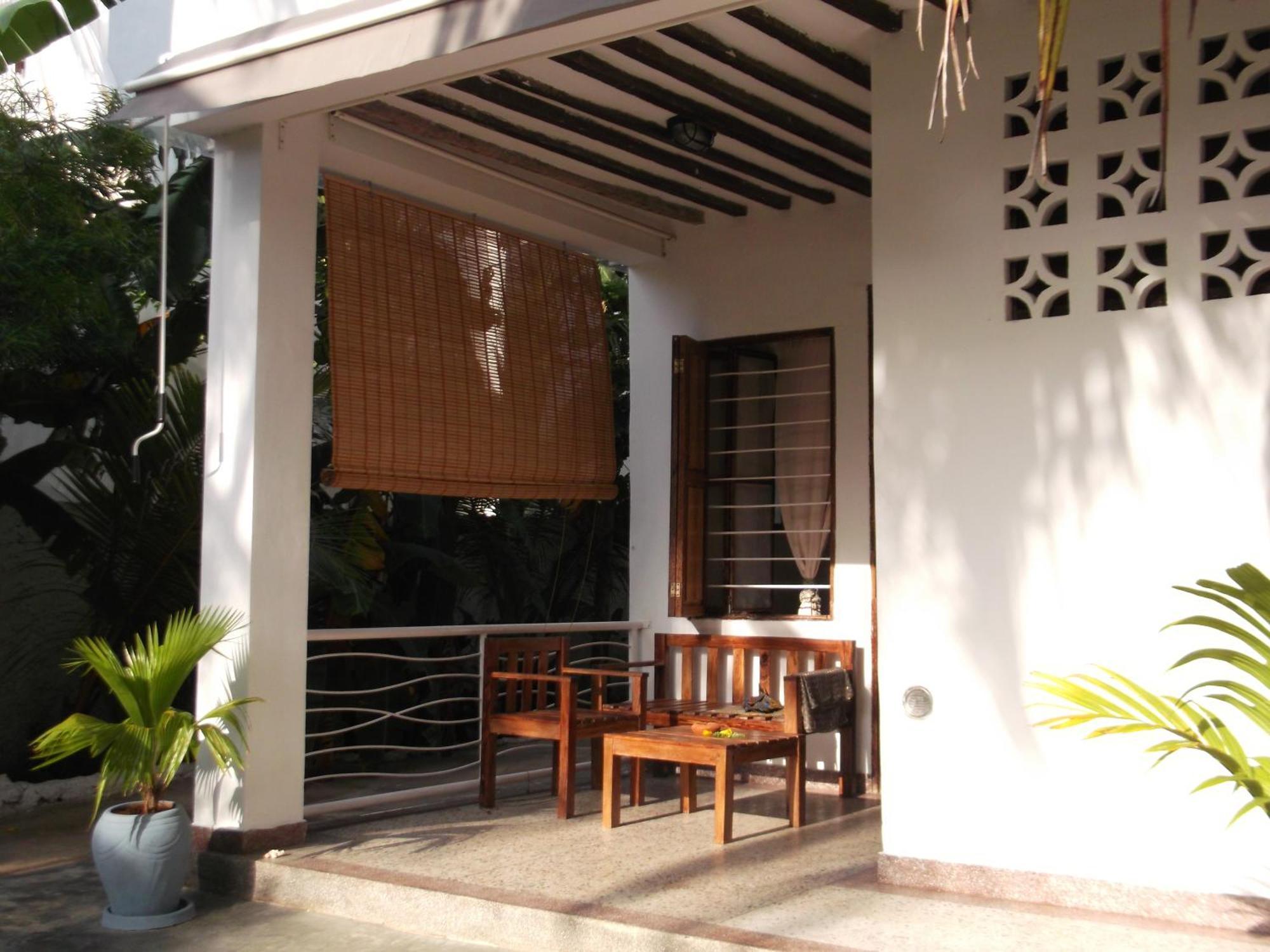 Kobe House Bed & Breakfast จัมเบียนี ห้อง รูปภาพ